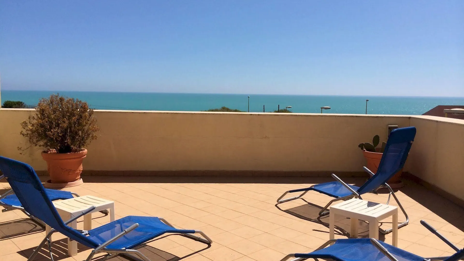 Plemonsicily'S Home Bed & Breakfast San Leone